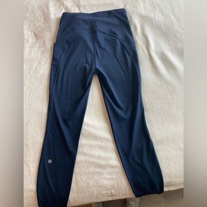 Brand NEW Women’s Lululemon Leggings - Size 6 - Originally $128+Tax